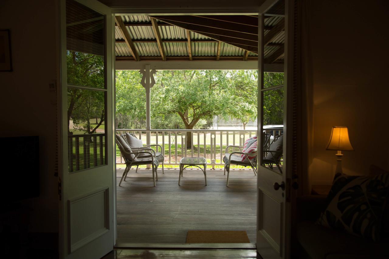 The Carriages Boutique Hotel And Vineyard โพโคลบิน ภายนอก รูปภาพ